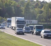 Tūkstantmečio gatvėje susidūrė keturi automobiliai