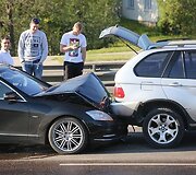 Tūkstantmečio gatvėje susidūrė keturi automobiliai