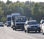 Tūkstantmečio gatvėje susidūrė keturi automobiliai
