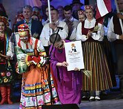 Konkurso-festivalio &bdquo;Saulės žiedas&ldquo; nugalėtojų apdovanojimas