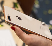 Oficialios prekybos telefonais &bdquo;iPhone8&ldquo; pradžia parduotuvėje &bdquo;Apple Shop Lietuva&ldquo;