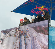 Beproti&scaron;kas &bdquo;Red Bull Jump & Freeze&ldquo; renginys Liepkalnyje