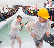 Beproti&scaron;kas &bdquo;Red Bull Jump & Freeze&ldquo; renginys Liepkalnyje
