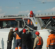 Apvirtęs mikroautobusas