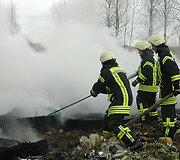 Ugniagesiai gaisro vietoje