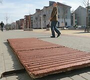 Balkono dalis ant žemės