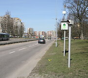 Suniokotas greičio matuoklis