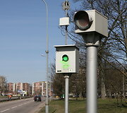 Suniokotas greičio matuoklis