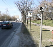 Suniokotas greičio matuoklis
