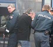 Virginijus R. teisme slėpė savo veidą