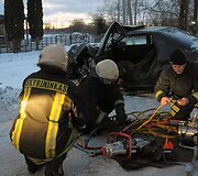 Ugniagesiai tvarko spec. įrangą