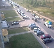 Policijos pareigūnai greta įtariamojo garažo
