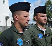 Majoras Marius Matulaitis (kairėje) ir vyr. leitenantas Povilas Stučka