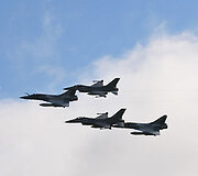 Prancūzų &bdquo;Mirage 2000&ldquo; ir danų F-16 ore vir&scaron; Zoknių