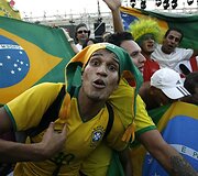Brazilai džiaugsmingai pasitiko gerą žinią.