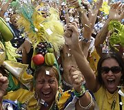 Brazilai džiaugsmingai pasitiko gerą žinią.