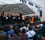 Lietuvos valstybinio simfoninio orkestro ir garsių atlikėjų koncertas &bdquo;Simply The Best&ldquo;