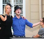 Mia, Sasha Song ir Donatas Montvydas