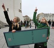 Vilniaus Katedros aik&scaron;tėje &ndash; akcija Pasaulinei psichikos sveikatos dienai paminėti.