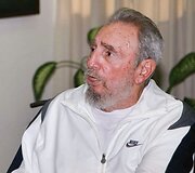 Buvęs Kubos lyderis Fidelis Castro vėl pasirodė vie&scaron;umoje.