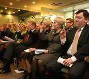 Konservatoriai balsuoja dėl paramos D.Grybauskaitei.
