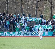 Akimirkos i&scaron; sekmadienį 15 val. Vingio parke vykusių varžybų VMFD ŽALGIRIS &ndash; FK LIETAVA (Jonava).