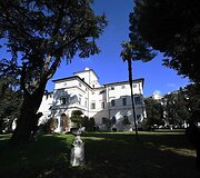 Parduodama vila