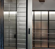 &bdquo;Very Good Architecture Company&ldquo; kurtas interjeras 
