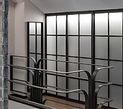 &bdquo;Very Good Architecture Company&ldquo; kurtas interjeras 