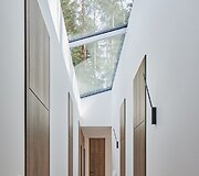 &bdquo;Very Good Architecture Company&ldquo; kurtas namo interjeras Vilniuje