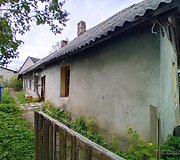Parduodama namo dalis