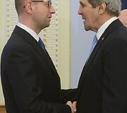 J.Kerry vizitas Kijeve