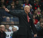 Vilniaus &bdquo;Lietuvos rytas&ldquo; žaidžia pirmąsias naujojo Eurolygos sezono rungtynes namie su Stambulo &bdquo;Efes Pilsen&ldquo; krep&scaron;ininkais. 