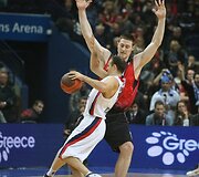 Vilniaus &bdquo;Lietuvos rytas&ldquo; žaidžia pirmąsias naujojo Eurolygos sezono rungtynes namie su Stambulo &bdquo;Efes Pilsen&ldquo; krep&scaron;ininkais. 