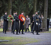 Vainikų padėjimo ceremonija