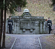 Vainikų padėjimo ceremonija