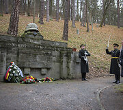 Vainikų padėjimo ceremonija