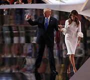 Donaldas Trumpas pristatė savo žmoną Melanią.