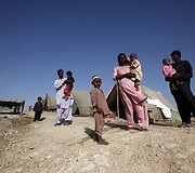 Kaimo, nukentėjusio nuo potvynių Pakistane, gyventojai 
