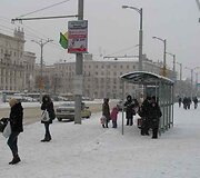 Baltarusijoje vyksiančių &scaron;alies vadovo rinkimų i&scaron;vakarėse vieni žvalgosi kandidatų stenduose, kiti renkasi čiuožinėjimą ant ledo.