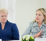 H.Clinton &ndash; Prezidentūroje. 