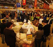 Lankytotojų &bdquo;Akropolyje&ldquo; &ndash; kaip per atidarymą