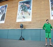 Lietuvos vyrų krep&scaron;inio rinktinės fotografo Tomo Tumalovičiaus parodos atidaryme dalyvavo ne tik rinktinės sirgaliai, tačiau ir patys krep&scaron;ininkai.