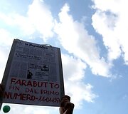 Italai mano, kad S.Berlusconi kontroliuoja pernelyg daug žiniasklaidos priemonių.