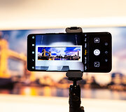 Telefono &bdquo;Huawei Mate 20 Pro&ldquo; pristatymas