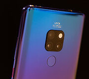 Telefono &bdquo;Huawei Mate 20 Pro&ldquo; pristatymas