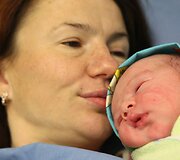 Septyniamilijardasis pasaulio žmogus, jo mama Jelena Nikolajeva