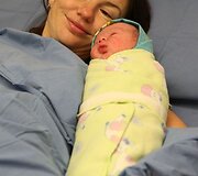 Septyniamilijardasis pasaulio žmogus, jo mama Jelena Nikolajeva