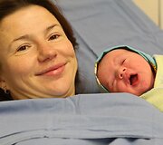 Septyniamilijardasis pasaulio žmogus, jo mama Jelena Nikolajeva