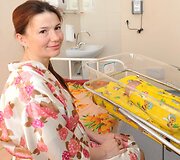 Septyniamilijardasis pasaulio žmogus, jo mama Jelena Nikolajeva